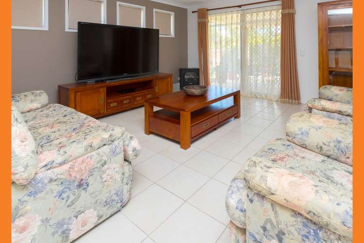 Fifth view of Homely house listing, 15 Flametree Cres, Berrinba QLD 4117