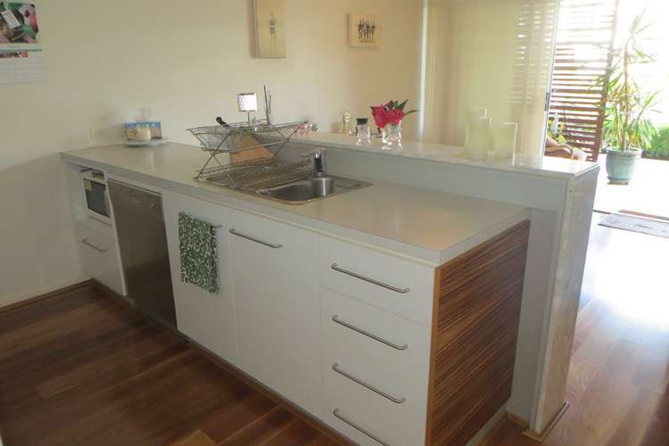 Third view of Homely apartment listing, 16 Hetherington Ave, Bulimba QLD 4171