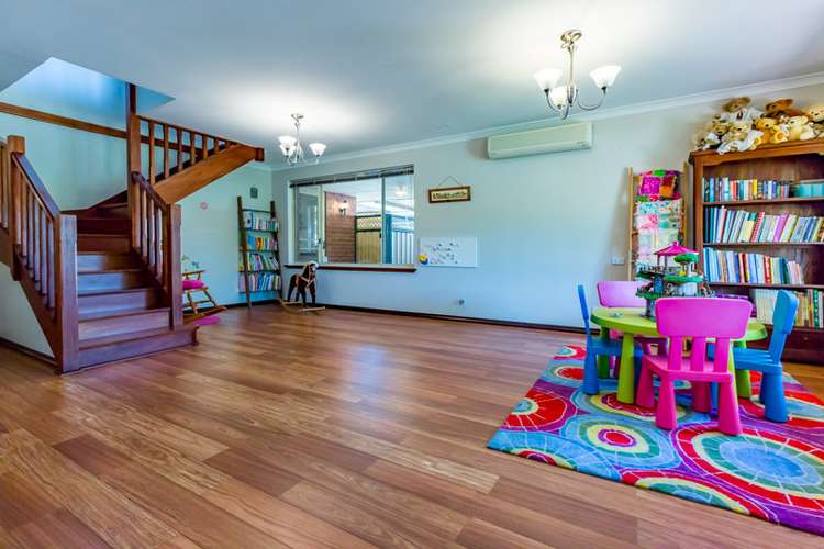 Third view of Homely house listing, 6 Seabrook Place, Success WA 6164