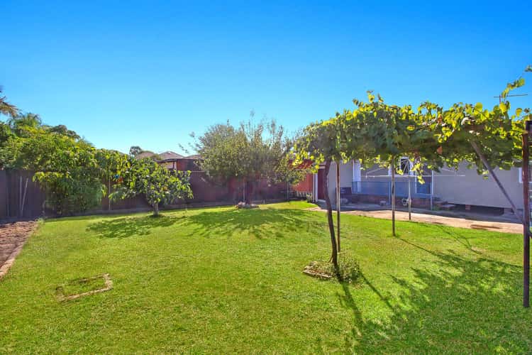 Fifth view of Homely house listing, 16 William Street, Lurnea NSW 2170