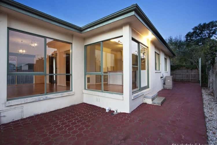 Main view of Homely unit listing, 2/26 Roberts Street, Glen Waverley VIC 3150