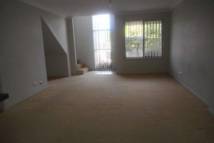 Third view of Homely townhouse listing, 6/17-19 ROBERTSON ST, Coniston NSW 2500