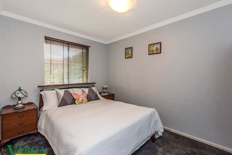 Fifth view of Homely house listing, 4 Burrendah Boulevard, Willetton WA 6155