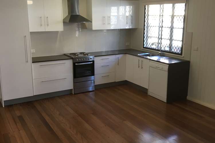 Second view of Homely unit listing, Unit 2 /640 Oxley Avenue, Scarborough QLD 4020