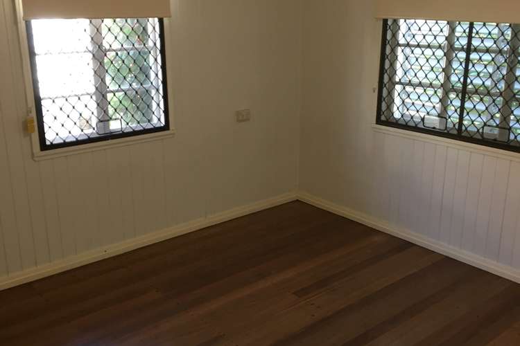 Fifth view of Homely unit listing, Unit 2 /640 Oxley Avenue, Scarborough QLD 4020