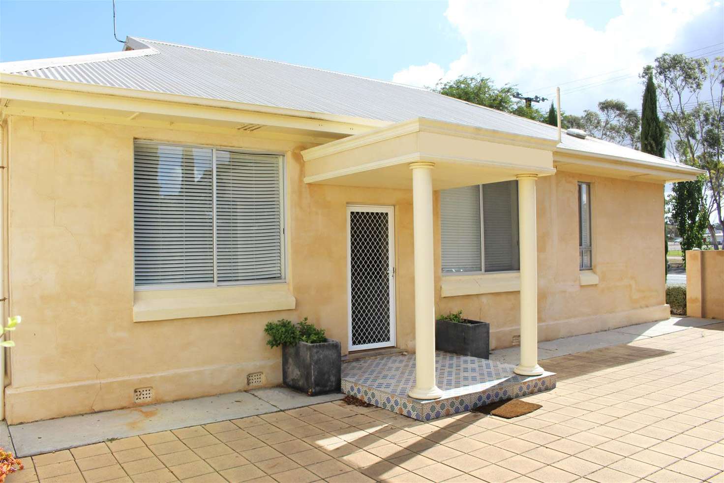 Main view of Homely house listing, 82 Victoria Parade, Bordertown SA 5268