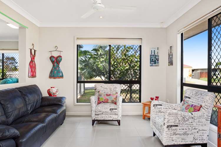 Second view of Homely house listing, 2 Ripon Court, Mount Low QLD 4818