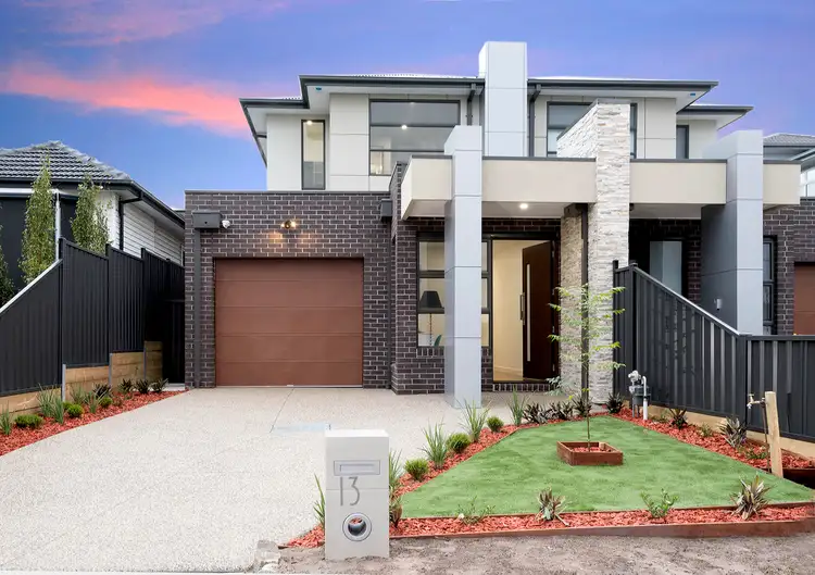 13 Willonga Street, Strathmore VIC 3041