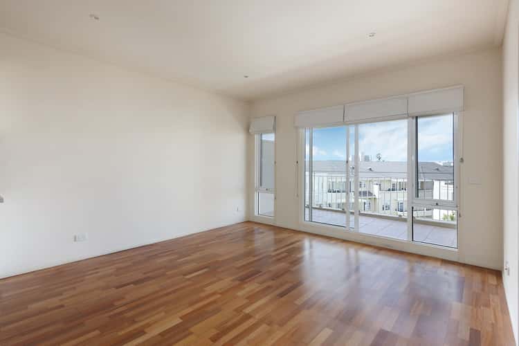 Second view of Homely apartment listing, 25/3 Seisman Place, Port Melbourne VIC 3207