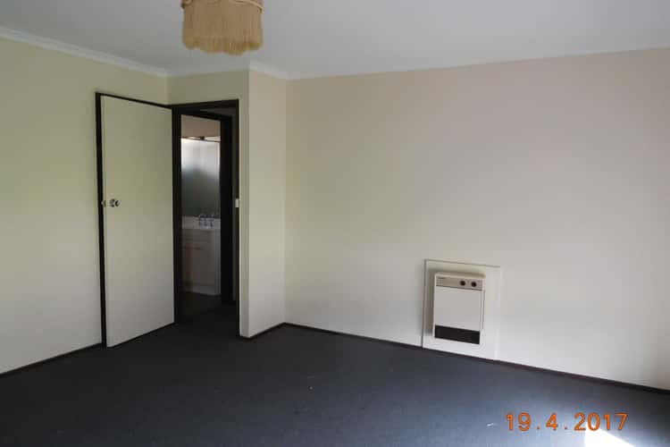 Fifth view of Homely unit listing, 2/49 Taylor Street, Cranbourne VIC 3977