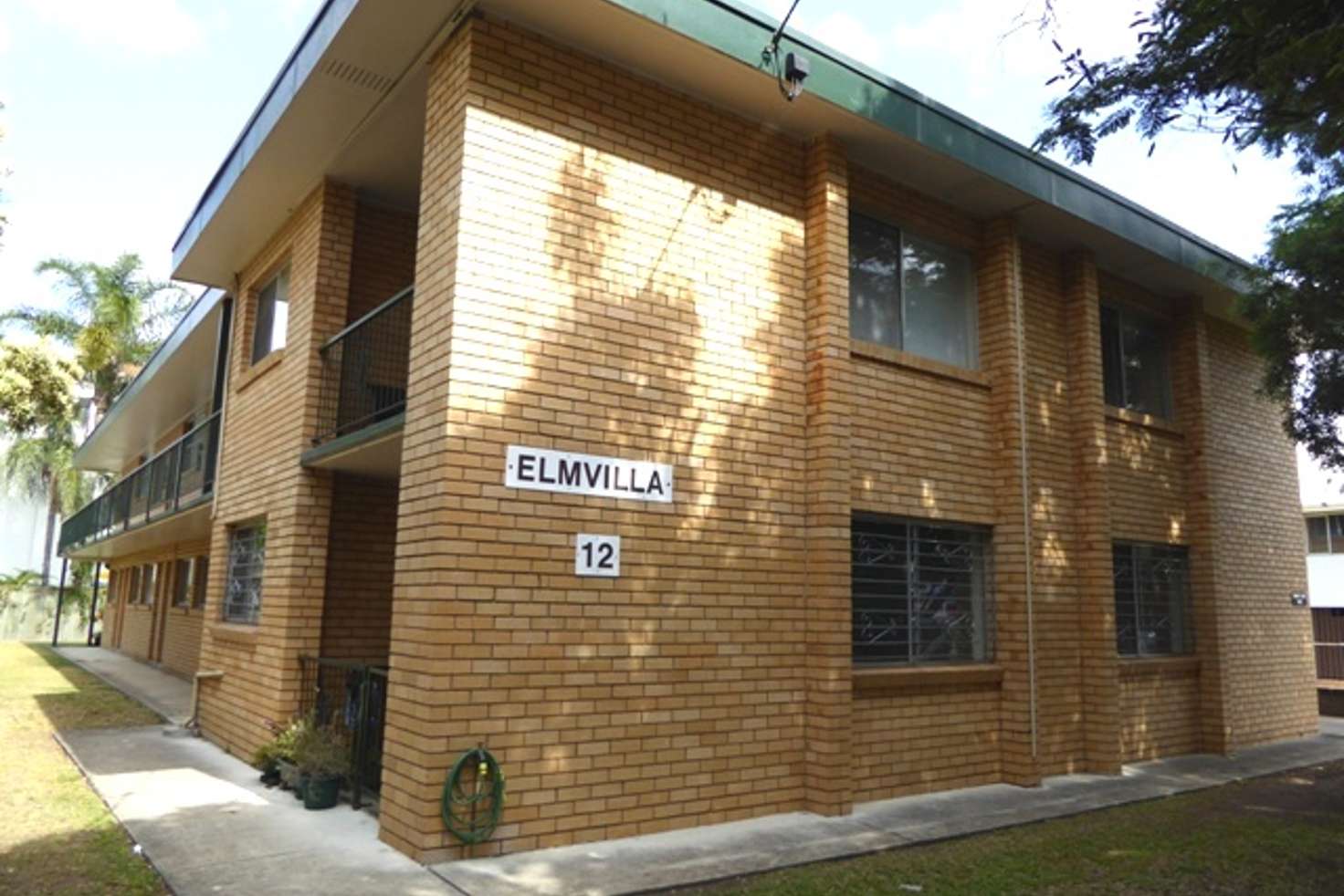 Main view of Homely unit listing, 4/12 Smallman Street, Bulimba QLD 4171