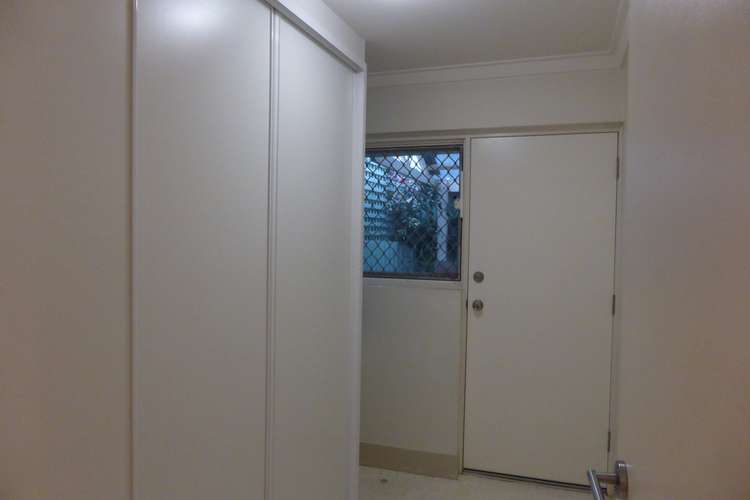 Fifth view of Homely house listing, Unit 4/ 7-9 Yeovil Crescent, Bicton WA 6157