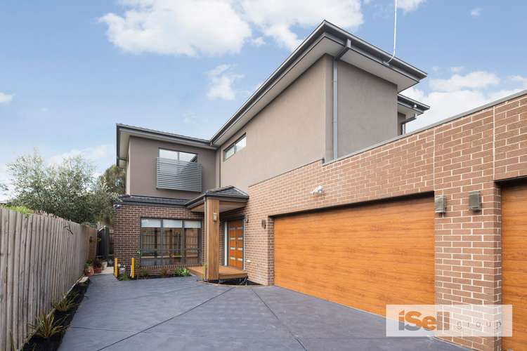 Main view of Homely townhouse listing, 2/82 Station Street, Aspendale VIC 3195