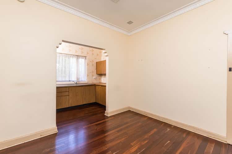 Sixth view of Homely house listing, 10 North Lake Road, Alfred Cove WA 6154