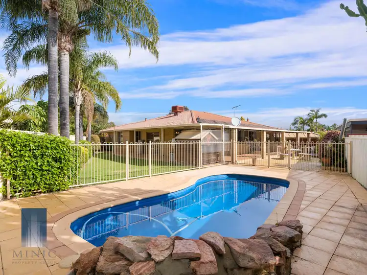 14 Grevillea Place