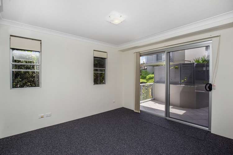 Fifth view of Homely unit listing, 20/22 Oleander Avenue, Biggera Waters QLD 4216