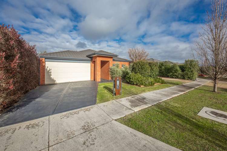 6 Octagonal Court, New Gisborne VIC 3438