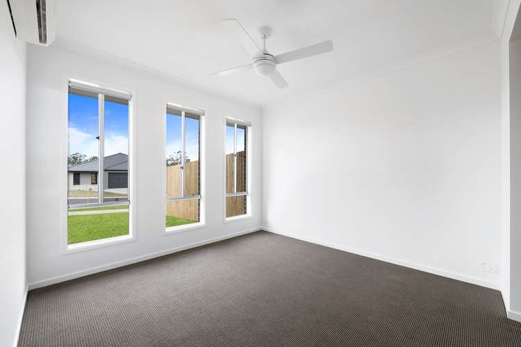Seventh view of Homely semiDetached listing, 1/28 Shelby Street, Glenvale QLD 4350