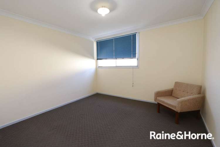 Third view of Homely studio listing, 12/62 George Street, Bathurst NSW 2795