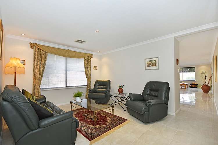 Sixth view of Homely house listing, 33 Pavilion Circle, The Vines WA 6069