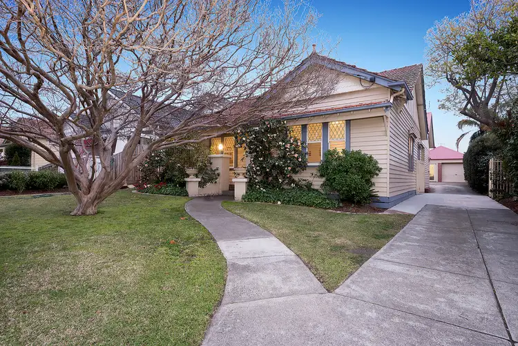 17 Crisp Street, Essendon VIC 3040
