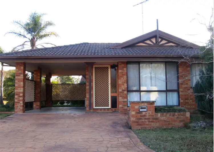 11 Cassinia Court, Wattle Grove NSW 2173