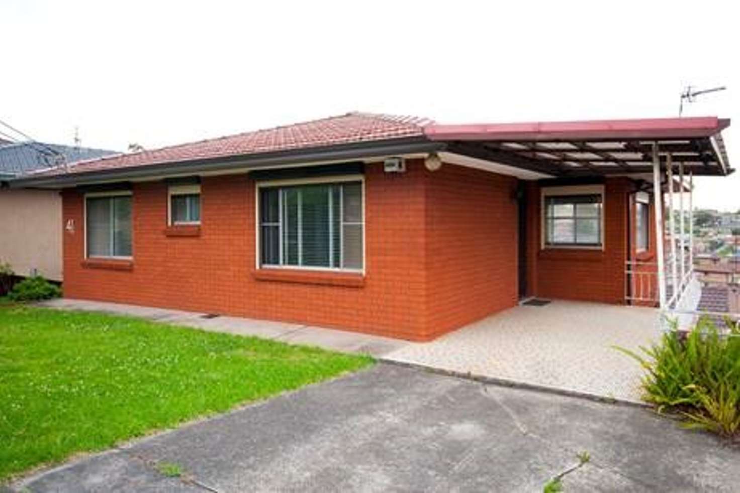Main view of Homely unit listing, 1/41 Weringa Avenue, Lake Heights NSW 2502