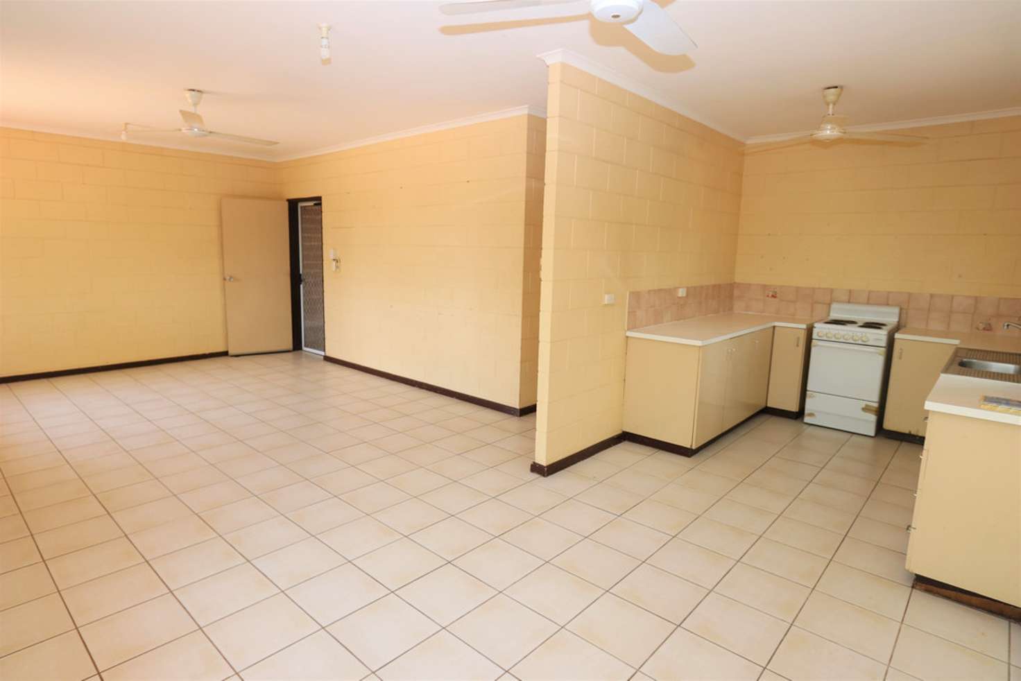 Main view of Homely unit listing, 2/106 Riverbank Drive, Katherine NT 850