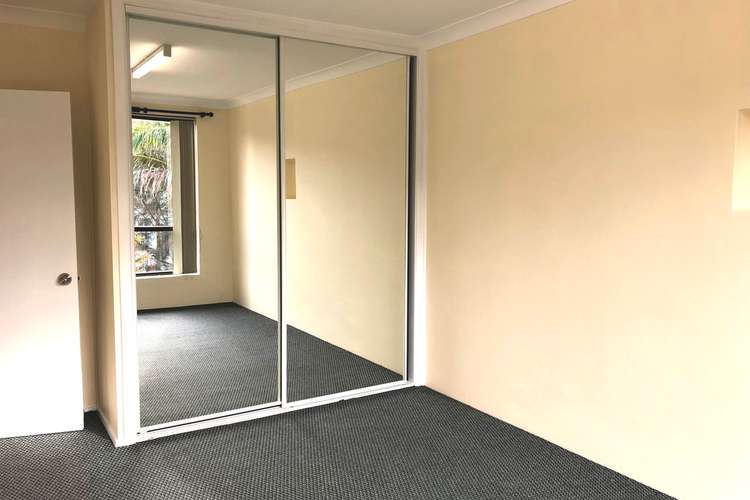 Third view of Homely unit listing, 3/5 College Place, Gwynneville NSW 2500