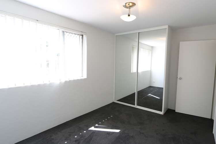 Fifth view of Homely unit listing, 3/72 Kitchener Street, Coorparoo QLD 4151