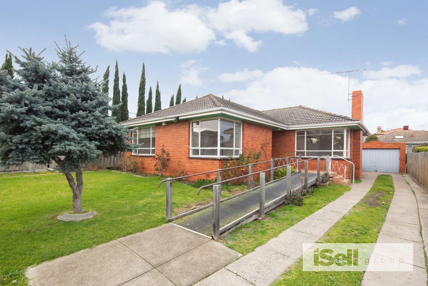 Main view of Homely house listing, 400 McKinnon Road, Bentleigh East VIC 3165