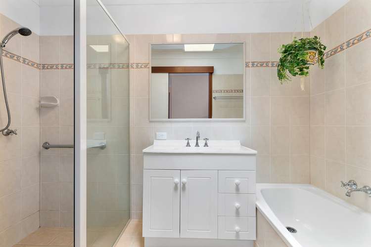 Sixth view of Homely semiDetached listing, 4a Seafarer Place, Banora Point NSW 2486