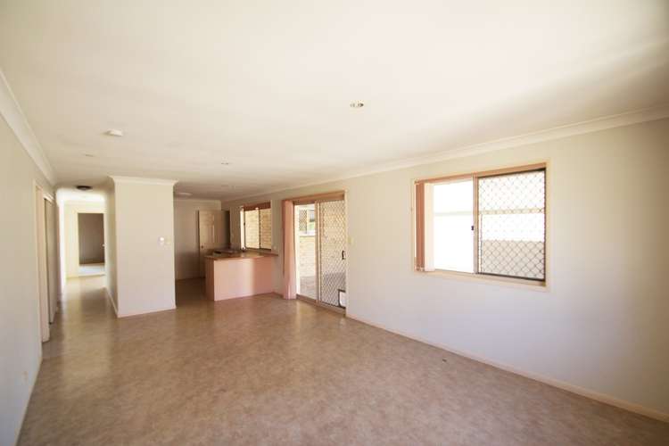 Fourth view of Homely house listing, 8 Karnak Court, Camira QLD 4300