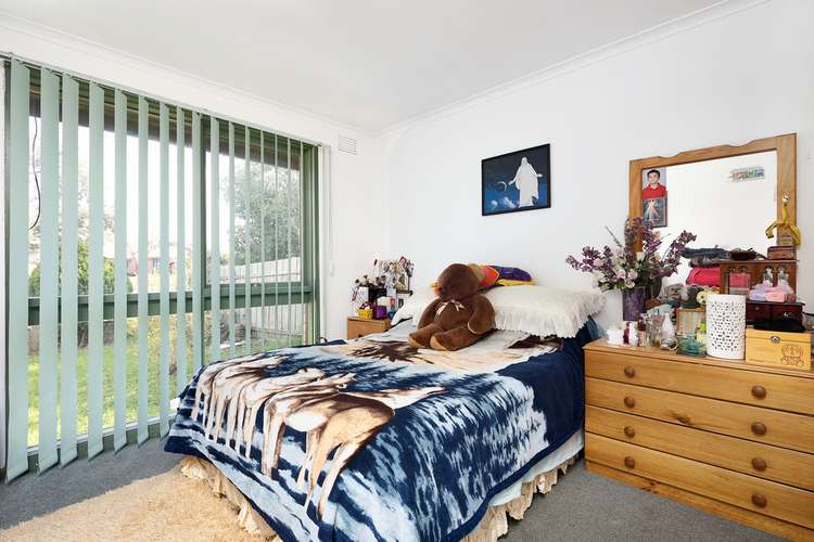 Fourth view of Homely house listing, 1 DORIS CRT, Springvale South VIC 3172