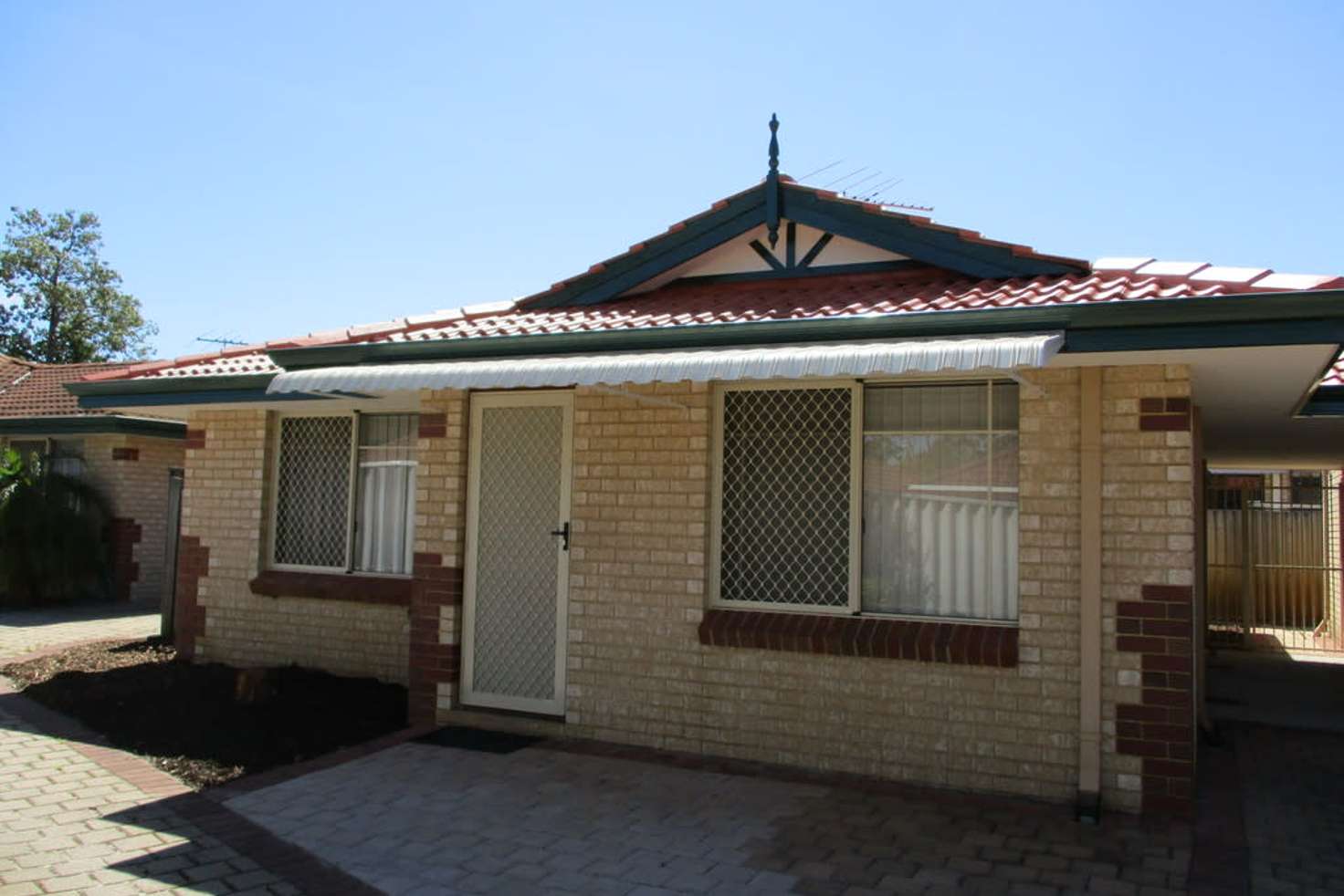 Main view of Homely villa listing, 2/77 Queen Street, Bentley WA 6102