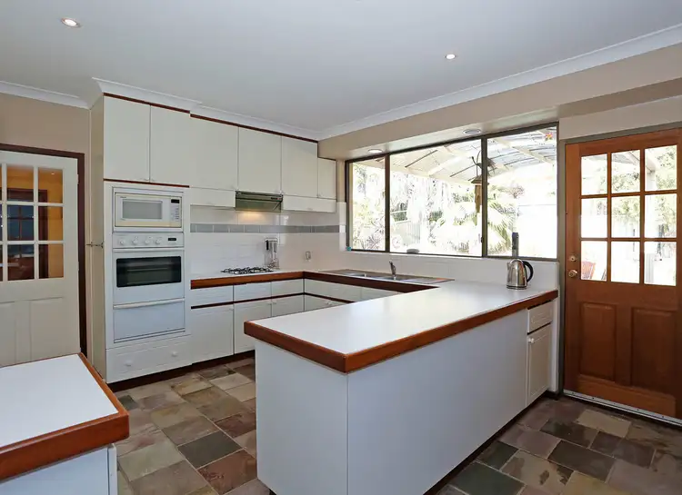 Seventh view of Homely house listing, 10 St Ives Loop, Kallaroo WA 6025