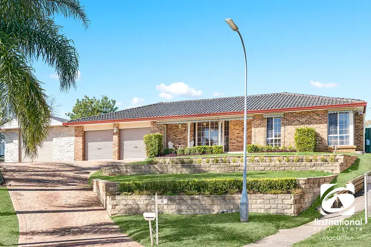 7 Garie Close
