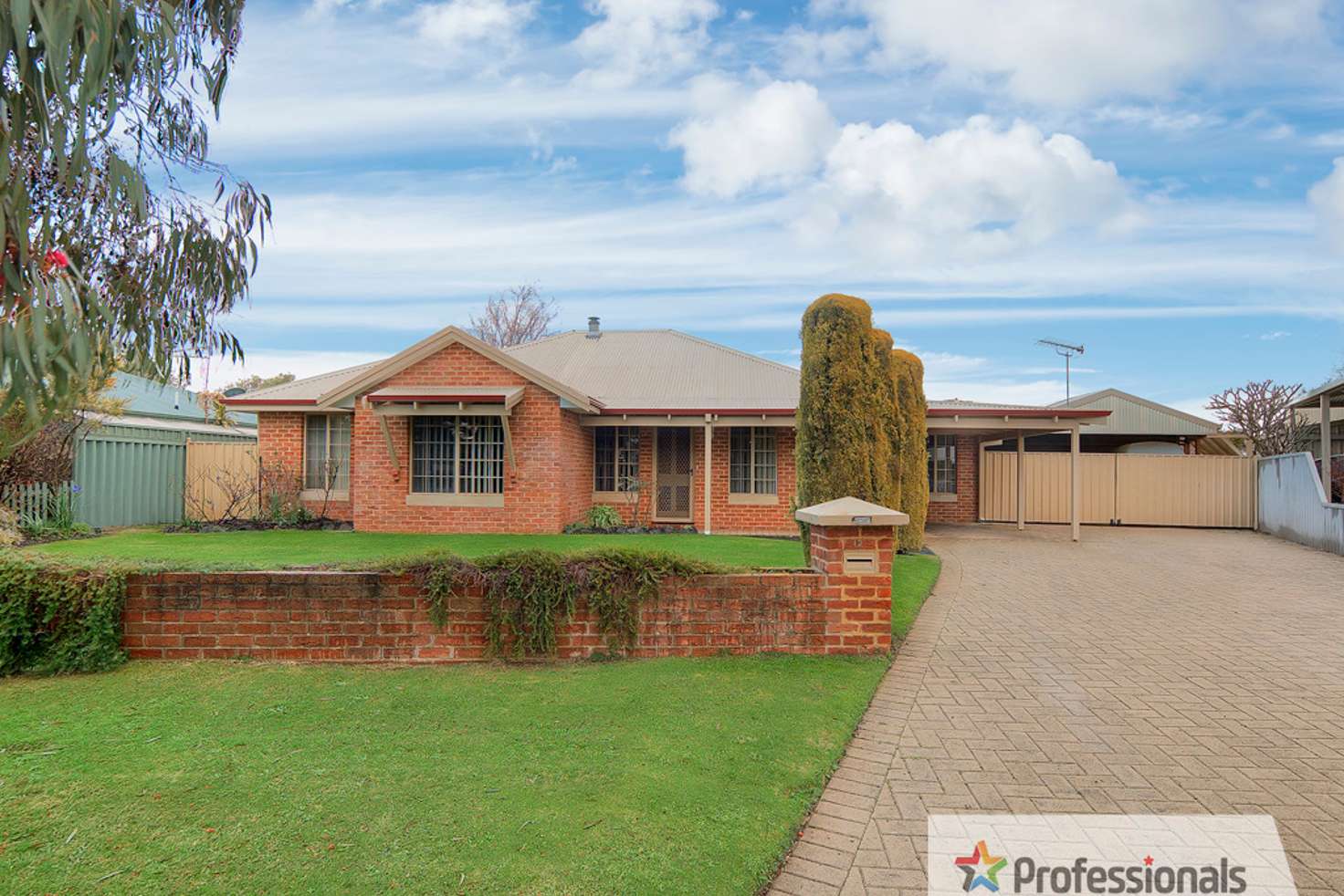 Main view of Homely house listing, 12 Wattle Bird Court, Broadwater WA 6280