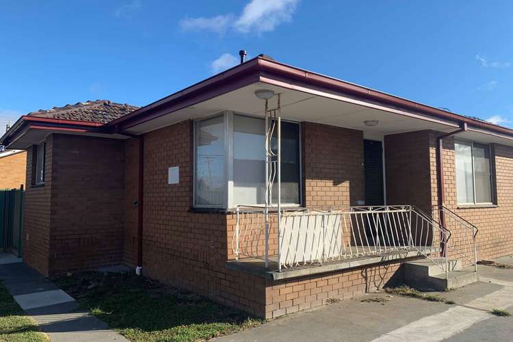Main view of Homely unit listing, 1/50 Geach Street, Dallas VIC 3047