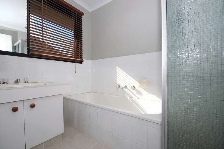 Fifth view of Homely unit listing, 33 Pace Crescent, Chelsea VIC 3196