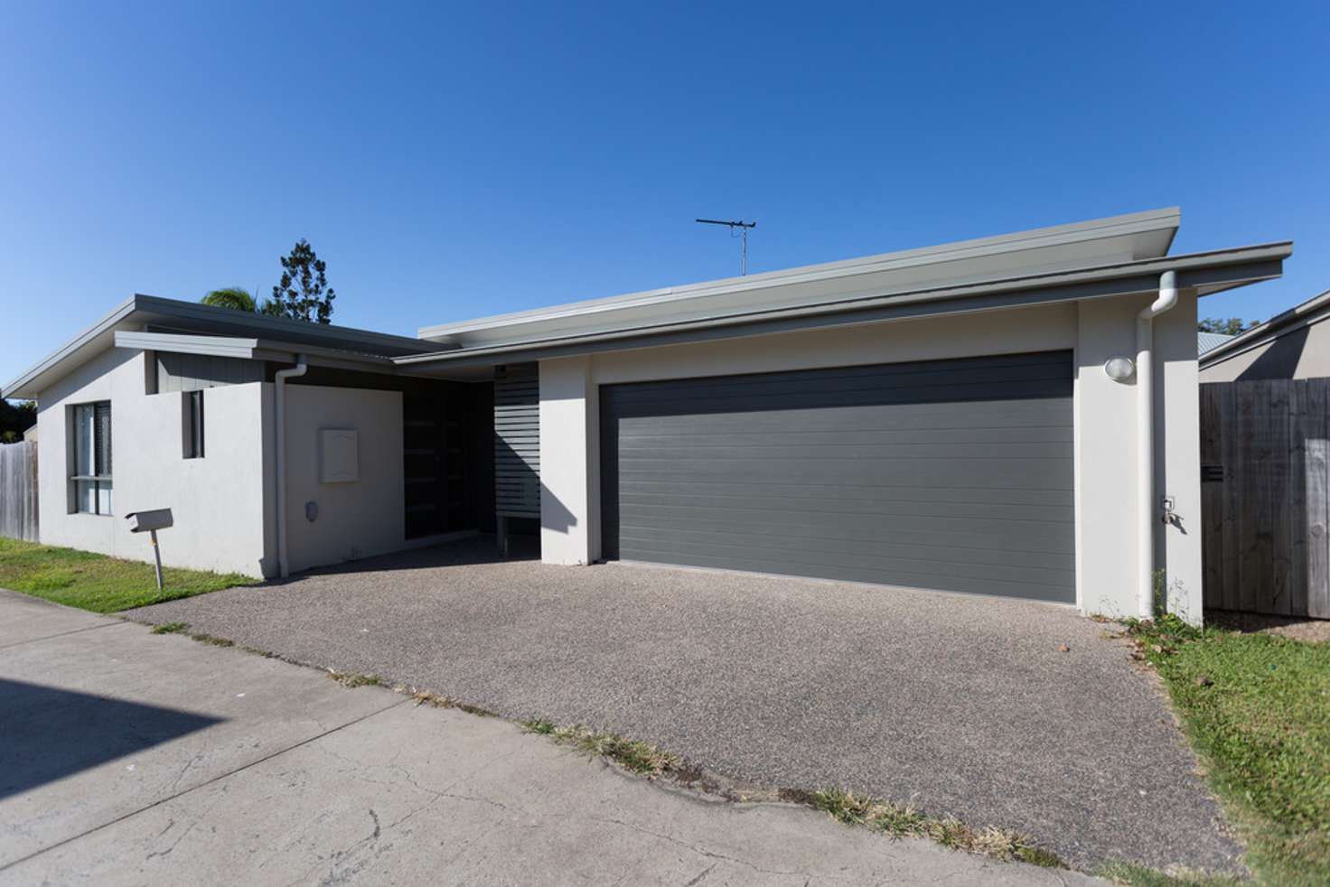 Main view of Homely house listing, 2E Mansfield Drive, Beaconsfield QLD 4740