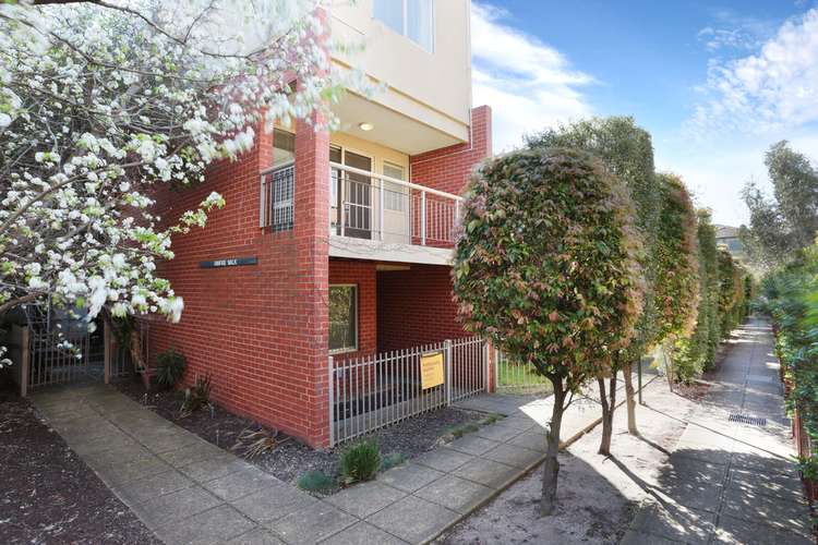 Seventh view of Homely townhouse listing, 11 Rimfire Walk, Maribyrnong VIC 3032