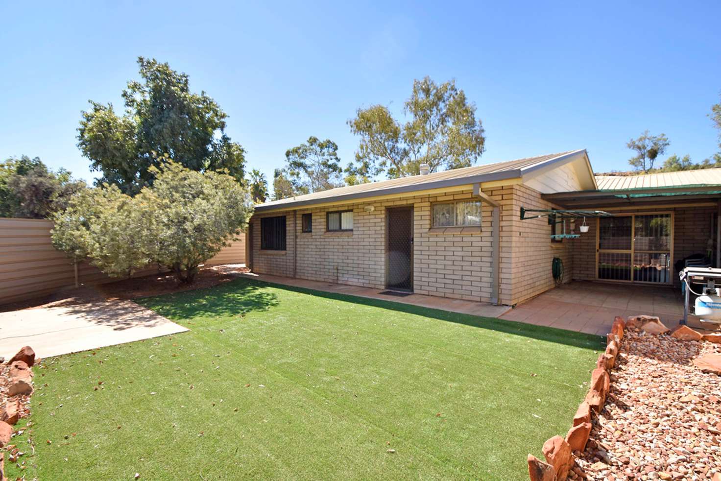 Main view of Homely semiDetached listing, 1/35 Battarbee Street, Araluen NT 870