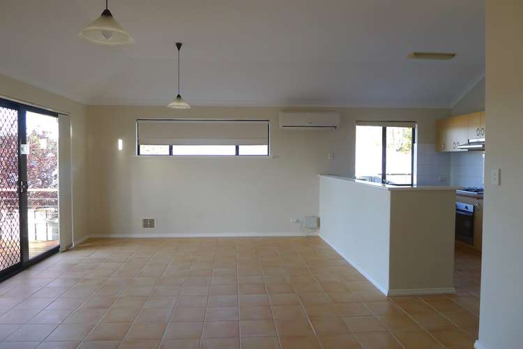 Fourth view of Homely unit listing, 2/31-33 Nottingham Street, East Victoria Park WA 6101