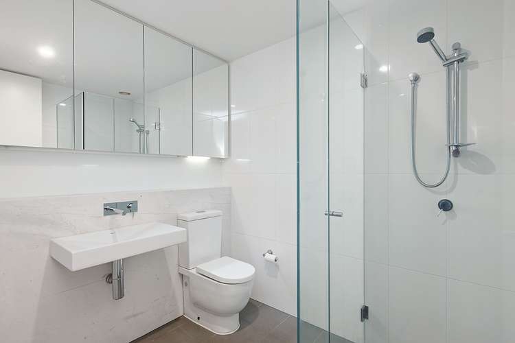 Fifth view of Homely apartment listing, 402/38 Nott Street, Port Melbourne VIC 3207