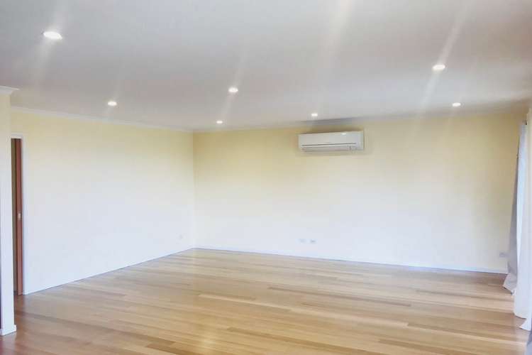Second view of Homely house listing, 8 Clover Court, Carlton TAS 7173