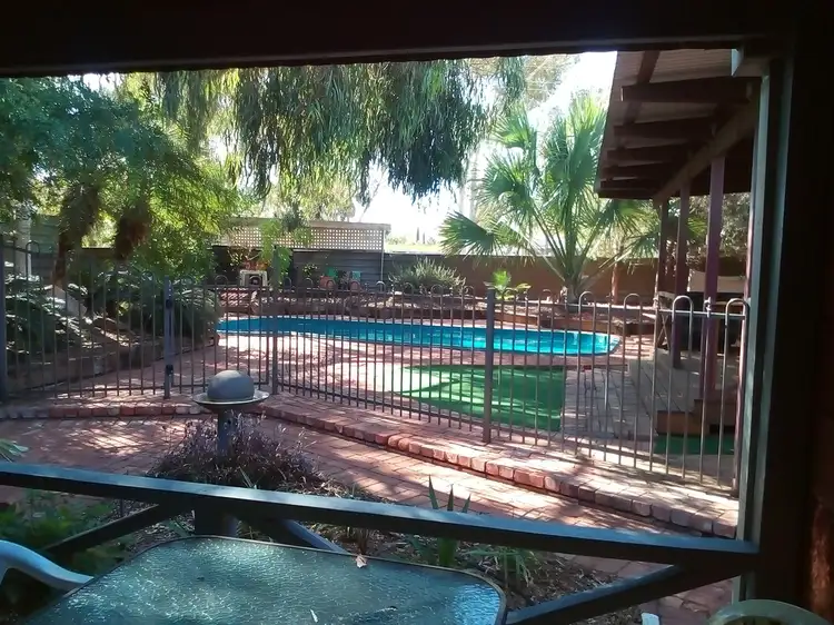 8 Bowman Close, Araluen NT 870