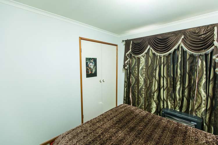 Seventh view of Homely house listing, 71 ORMOND ROAD, Hampton Park VIC 3976