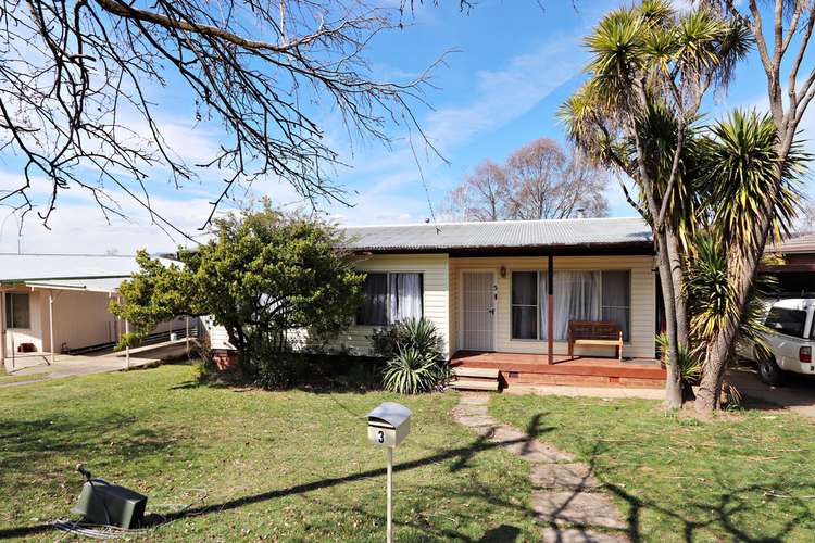 Main view of Homely house listing, 3 Corra lyn Ave, Batlow NSW 2730