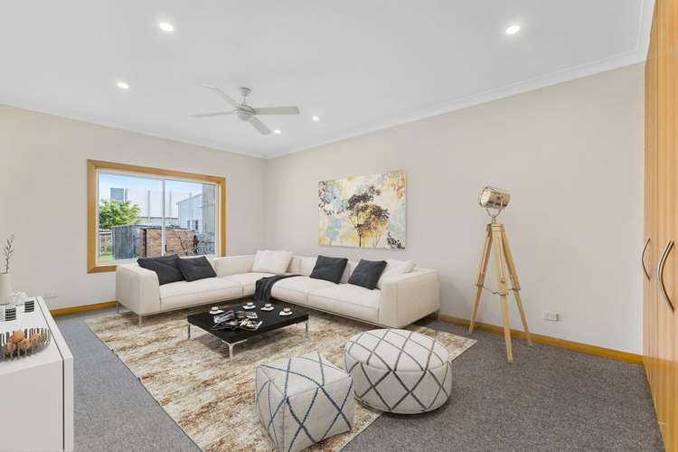 Main view of Homely unit listing, 8b Molloy Street, Bulli NSW 2516